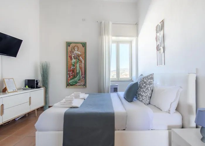 Naro Suites And Rooms